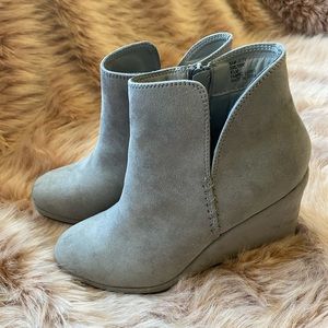 Rampage Gray Booties
